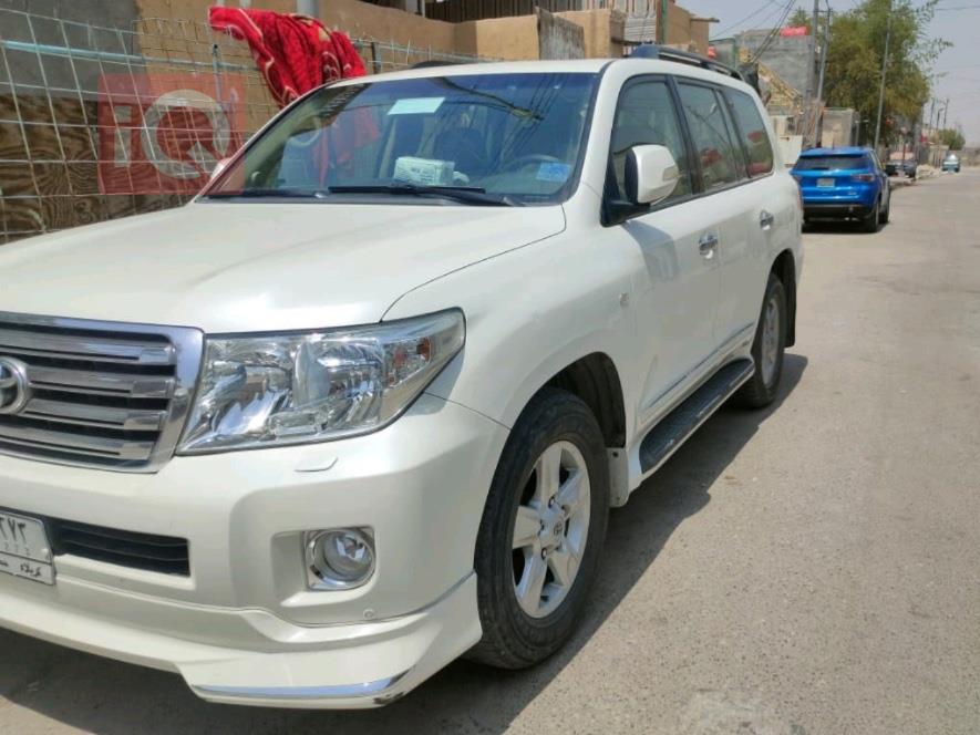 تويوتا لاندكروزر